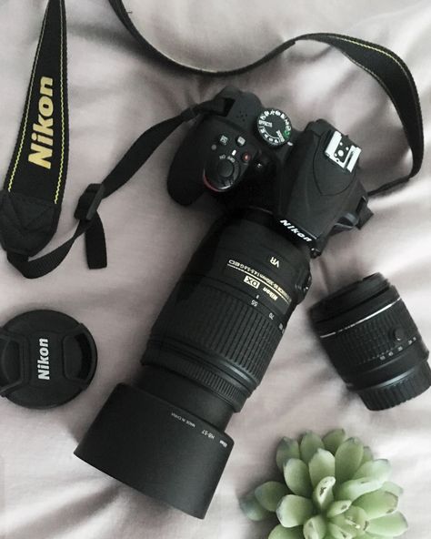 nikon D3400 camera + lenses Photographer Camera Aesthetic, Nikon Camera Aesthetic, Nikon Aesthetic, Kamera Nikon, Nikon Camera Lenses, Best Camera For Photography, Nikon D3400, Nikon Digital Camera, Nikon D3300