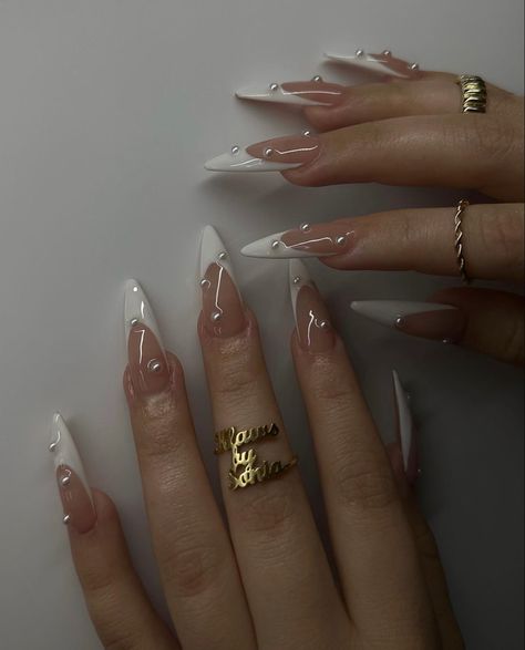 By klawsbysonia on IG. White French Tips With Pearls, French Tip Nails With Pearls, French Tips With Pearls, French Stiletto Nails, Nails With Pearls, White French Tip Nails, White Stiletto Nails, White French Tips, White French Tip