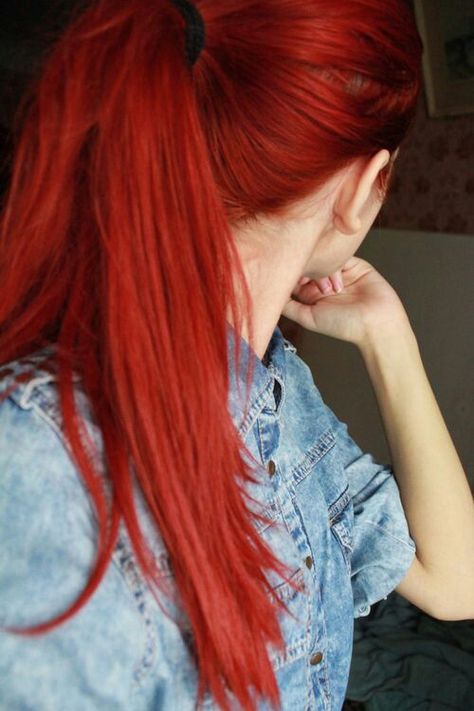 Red hier Brown Hair Dyed Red, Dark Red Hair With Brown, Red Hair Inspo, Luxy Hair, Brown Hair Dye, Bright Red Hair, Red Brown Hair, Hair Ponytail, Red Hair Color