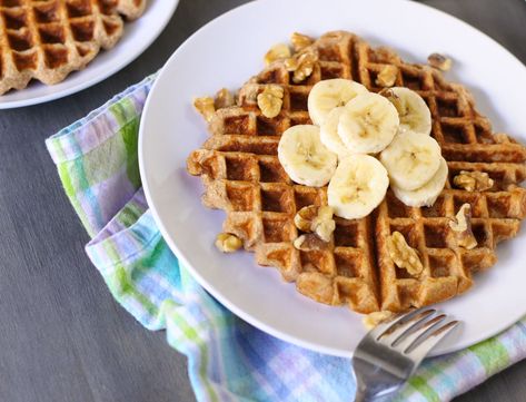 Kodiak Waffles, Waffle Mix Recipes, Work Breakfast, Protein Banana Bread, Banana Waffles, Waffle Ingredients, Protein Waffles, Protein Mix, Protein Packed Meals