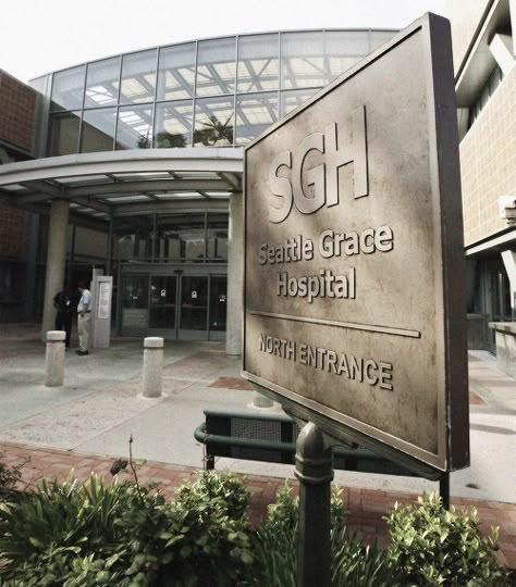 Visit Seattle Grace Hospital - from my favorite show - Grey's Anatomy UPDATE:  This will happen July 2018. Seattle Grace Hospital, Grey's Anatomy Doctors, Mark Sloan, Visit Seattle, Greys Anatomy Characters, Lexie Grey, Memorial Hospital, Meredith Grey, Gray Aesthetic