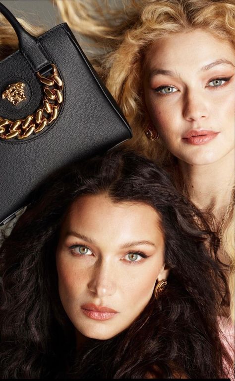 Bella Hadid Sister, Bella Hadid Photoshoot, Gigi Hadid Photoshoot, Isabella Hadid, Bella Gigi Hadid, Hadid Sisters, Original Supermodels, Model Lifestyle, Real Model