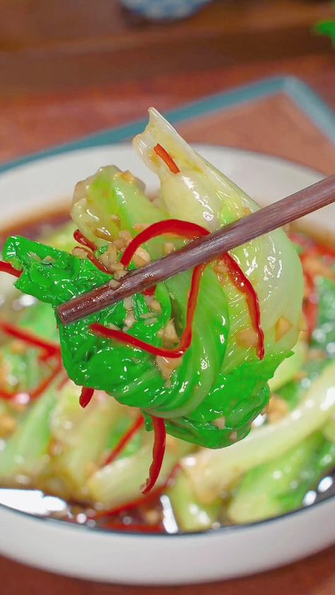 Food With Lettuce, Chinese Lettuce Recipes, Healthy Veg Food Recipes, Lettuce Recipes Cooked, Chinese Healthy Recipes, Recipes With Lettuce, Cooking Lettuce, Chinese Vegetables Recipes, Lettuce Kimchi