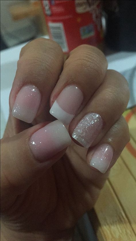 Squoval Gel Nails, Ombré Gel Nails, Colored French Tips, Ombre Gel Nails, French Ombre, Fancy Nails Designs, Short Square Nails, Dip Powder Nails, Fancy Nails