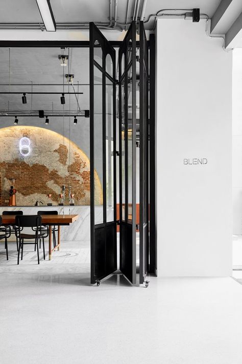 Minimalist Coffee Shop, Best Cafe, Steel Doors And Windows, Minimalist Coffee, Coffee Shop Interior Design, Design Café, Coffee Shops Interior, Lan Can, Partition Design