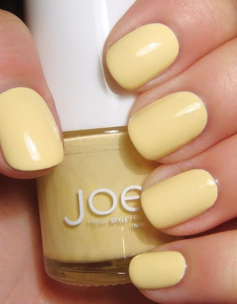 Never thought I would fall in love with yellow, but this butter shade is gorgeous! Splatter Nails, Yellow Nail Art, Yellow Nails Design, Yellow Nail, Nagellack Trends, Nail Art Wedding, Yellow Nails, Joe Fresh, Mellow Yellow