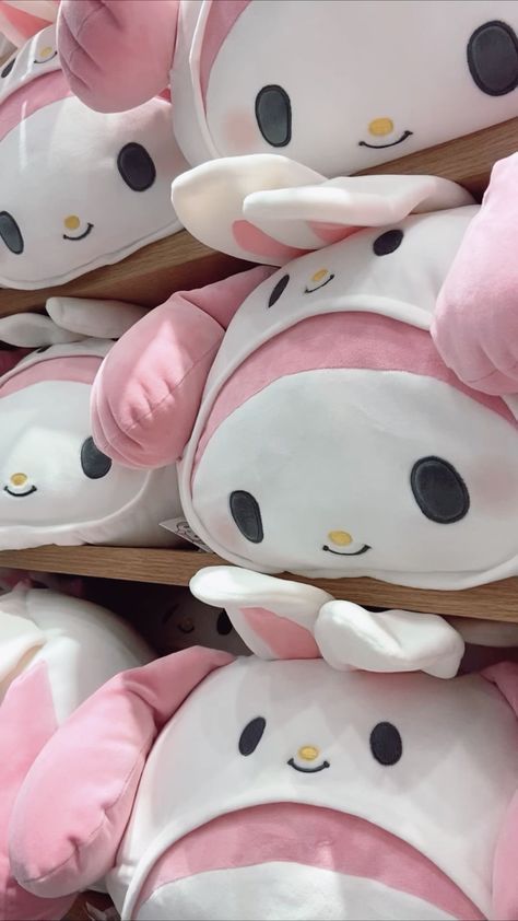 Miniso Aesthetic, Aesthetic Sanrio, Kawaii Room Decor, Hello Kitty Aesthetic, Pink Aura, Hello Kitty My Melody, Kawaii Room, Korean Aesthetic, Pretty Photos