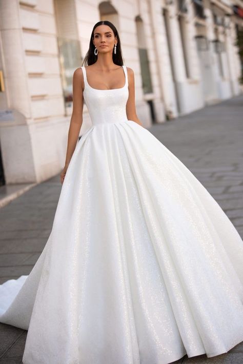 Different Wedding Dress Styles, Milla Nova Wedding Dresses, Different Wedding Dresses, Milla Nova, Gaun Fashion, Wedding Dress Trends, Princess Wedding Dresses, Princess Wedding, Wedding Dress Inspiration