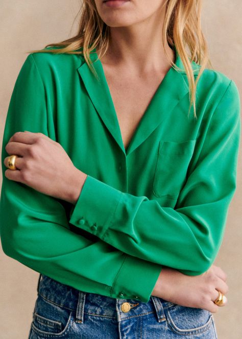 Florence Shirt - Bright green - Silk - Sézane Black Camel, Look After Yourself, Green Silk, Silk Shirt, Shirt Collar, Bright Green, Parisian Style, Covered Buttons, Silk Blouse