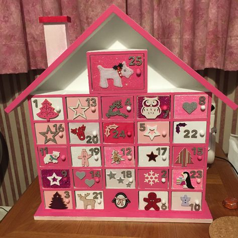 Pink Colour Scheme, Advent House, Homemade Advent Calendars, Advent Calendar Boxes, Wooden Advent Calendar, Aesthetic Dream, Aesthetic Notes, Advent Calenders, Pink Color Schemes