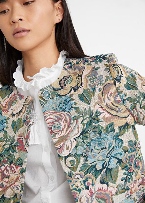 Jacquard Suit, Coat Pattern Sewing, Chanel Outfit, Jacquard Jacket, Blue Florals, Retro Jacket, Fashion Tops Blouse, Woven Jacket, Floral Jacket