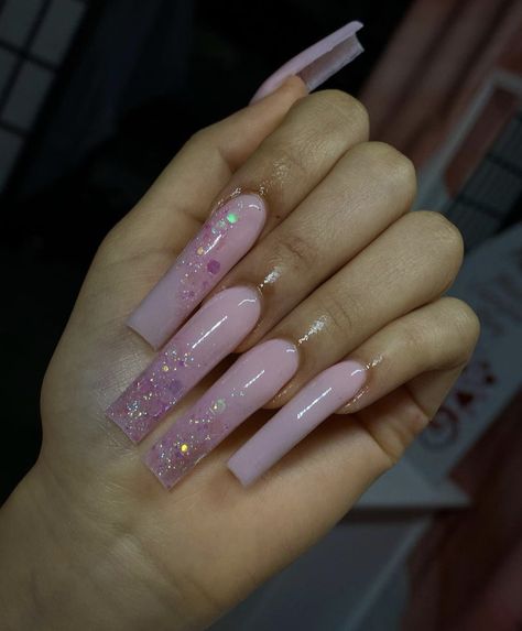 Pink Ombre Glitter Nails, Baddies Nails Long, Long Pink Nails With Rhinestones, Long Pink Acrylic Nails With Rhinestones, Sparkly Nail Ideas, Baddie Nails Long, Light Pink Acrylic Nails Coffin Long With Diamonds, Long Pink Glitter Acrylic Nails, Valentines Day Nails Encapsulated Hearts