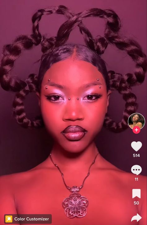 Braided Pinup Hairstyles For Black Women, Afrofuturistic Hairstyles, Crazy Hairstyles For Black Women, Fashion Runway Hairstyles, Cool African Hairstyles, Creative Loc Hairstyles, Futuristic Hairstyles Black Women, Black Editorial Hair, Editorial Hair Black Model