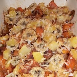 Hawaiian Sweet Potato Casserole Quinoa Recipes Side Dish, Sweet Potatoes With Marshmallows, Sweet Potato Recipes Casserole, Hawaiian Food, Sweet Potato Casserole, Mashed Sweet Potatoes, Quinoa Recipes, Thanksgiving Side Dishes, Potato Casserole