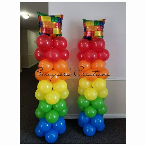 Lego Building Blocks balloon columns by #SwayzersCreations Building Blocks Party Ideas, Building Block Birthday Party, Lego Balloon Decorations, Lego Balloon Arch, Lego Party Ideas Decoration, Lego Party Balloons, Lego Balloons, Lego Friends Birthday Party, Lego Party Decorations