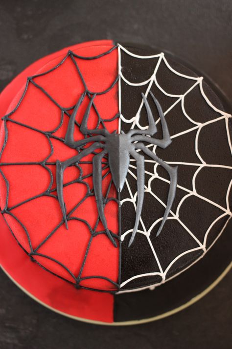 Spiderman Birthday Cake, Marvel Cake, Superhero Birthday Cake, Novelty Birthday Cakes, Spiderman Theme, Spiderman Birthday Party, Superhero Cake, Spiderman Party, Spiderman Cake