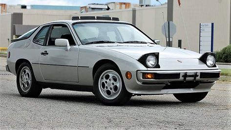 Porsche 924s, Porsche Carrera 1996, 1973 Porsche Carrera Rs, 1987 Porsche 924s, Porsche 917 Engine, 1974 Porsche Turbo, Porsche 924, Porsche Classic, Porsche 944