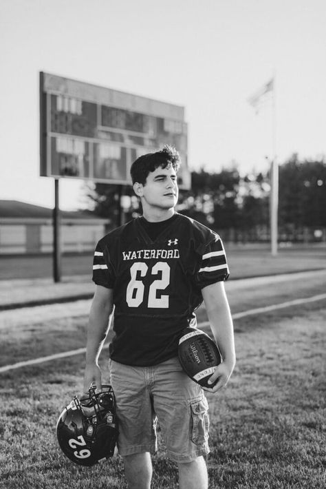 High School Senior Boy athlete poses, football poses for senior photos, senior photos at football stadium | Ashley Durham Photography - Phoenix Senior Photographer Football Senior Photos, Football Senior Pictures, Senior Photos Boys, Football Poses, Senior Football, Senior Photography Poses, Senior Boy Poses, Male Senior Pictures, Senior Pictures Sports