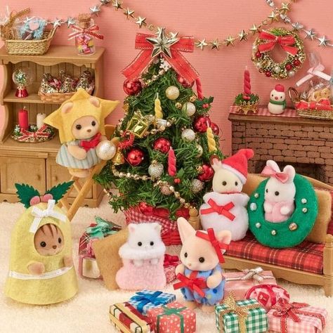 Nom Noms Toys, Japan 2023, Play Doll, Calico Critters Families, Chocolate Rabbit, Present Box, Happy Merry Christmas, Adorable Babies, Christmas Set