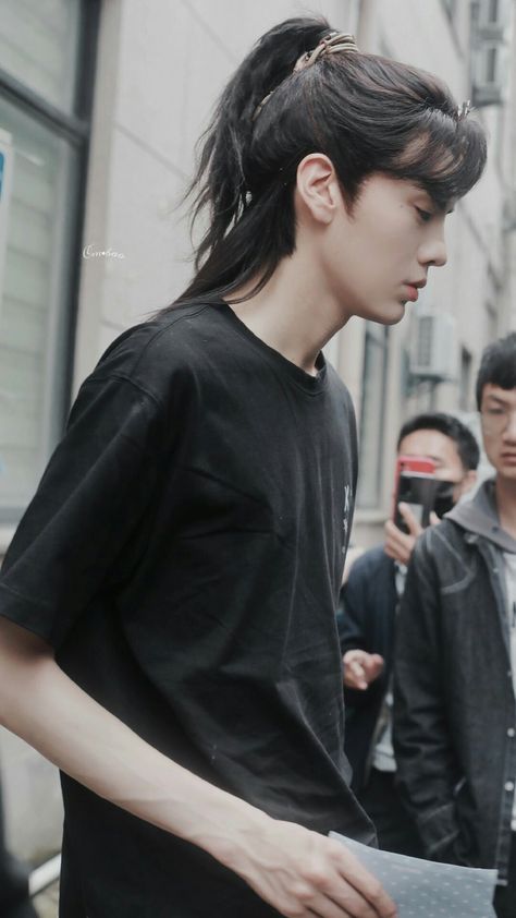 Men High Ponytail, Man Bun With Bangs, Half Up Half Down Men Hair, Men With Bangs Long Hair, Half Up Half Down Hair Men, Asian Guy Long Hair, Asian Guys With Long Hair, Long Hair Ponytail Styles, Mens Ponytail Hairstyles