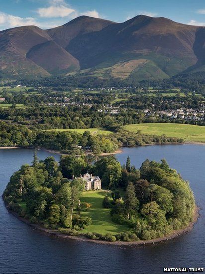 You can rent Derwent Island House from the National Trust! Island House, A Castle, National Trust, English Countryside, England Travel, Cumbria, Pretty Places, Lake District, Wonderful Places