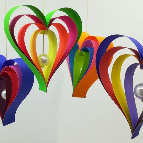 Paper Heart Decorations Diy Crafts, 3d Hearts Out Of Paper, Diy 3d Hearts Out Of Paper, 3d Paper Hearts Diy Valentine Crafts, Hanging Paper Hearts Diy, Paper Crafts 3d, Heart Art Lesson, Hearts Paper Crafts, Heart Art Projects