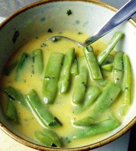 3 fantastic green bean recipes Runner Bean Recipes, Runner Beans Recipes, Bulgar Recipes, Allotment Recipes, Yellow Beans, Bean Varieties, Bean Recipe, Sustainable Eating, Runner Beans