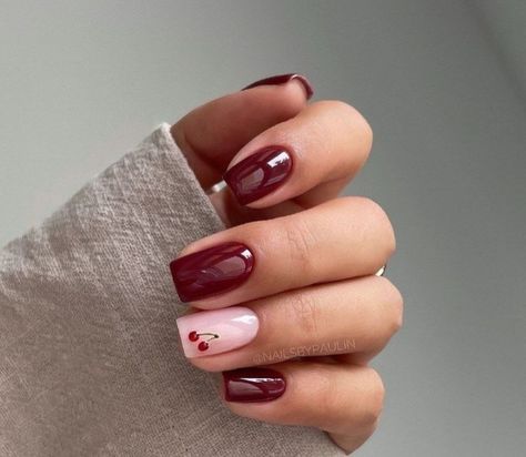 Pretty Nails Classy French Tips, Elegant Nails Classy French Tips, Shellac Nails Fall, Santa Nails, Classy Acrylic, Kutek Disney, Colourful Nails, Dark Red Nails, Wine Nails