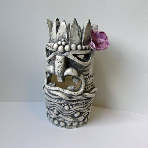 The smARTteacher Resource: Tiki Coil Sculptures Tiki Coil Ceramics, Tiki Coil Pots, Types Of Coils Clay, Creative Coil Pots, Coil Sculpture, Color Projects, Coil Pot, 3d Art Projects, Baby Doll Bed