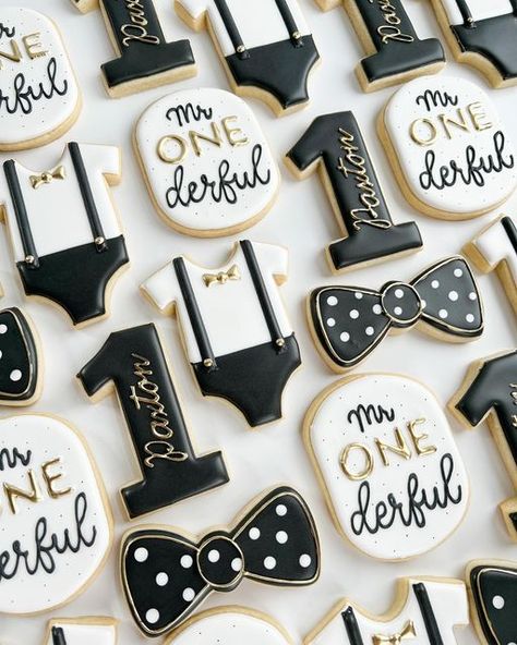 Mr Onederful Birthday Cupcakes, Mr Onederful Cookies, Mr Onederful Birthday Centerpieces, Me Onederful Birthday, Mr Onederful Birthday Decoration, Mr Onederful Smash Cake, Mr Onederful, Onederful Birthday Boy, Mr Wonderful 1st Birthday