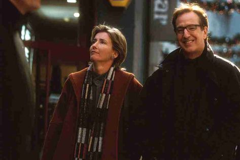 love actually Alan Rickman Love Actually, Life Changing Movies, Love Actually Movie, Love Actually 2003, Best Romantic Comedies, Nanny Mcphee, Richard Curtis, Frazzled English Woman, John Tucker