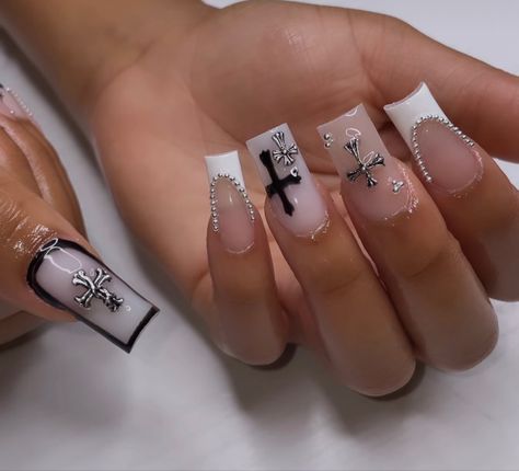 Cute Black Nails With Design, Y2k Cross Nails Acrylic, Black And White Nails With Cross, Nails To Match Black And White Dress, Tapered Square Nails With Charms, Romeo Santos Nails, Nail Inspo With Cross Charm, Short Nail Charms, Medium Length Nails With Charms