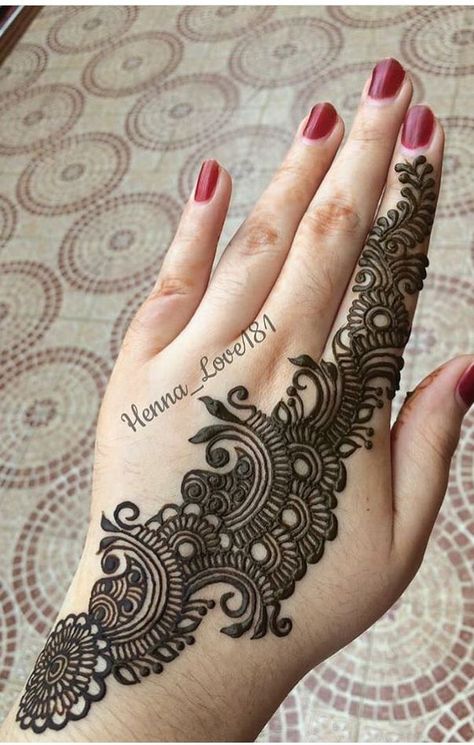 Back Side Mehendi Design, Finger Henna Designs, Mehndi Designs 2018, Henna Tattoo Designs Hand, Simple Henna Tattoo, Latest Henna Designs, Mehndi Designs For Kids, Very Simple Mehndi Designs, Simple Mehndi Designs Fingers