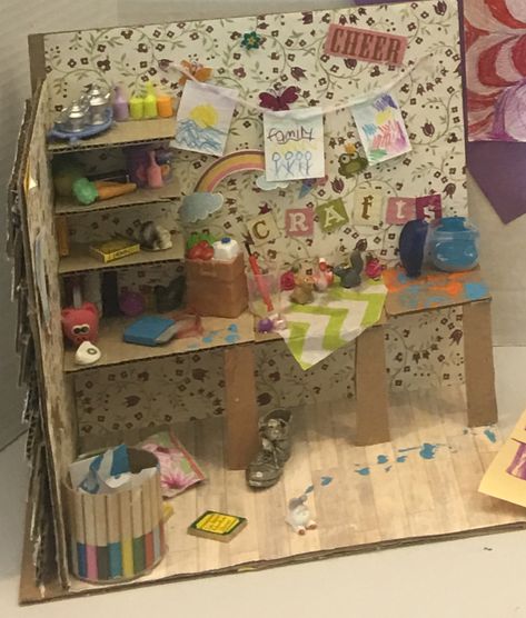 Middle school cardboard miniatures. Cardboard Room Model, Diy Cardboard Crafts Aesthetic, Cardboard Cute Crafts, Tiny Cardboard House, Mineratures Diy, Mini Cardboard Room, Cardboard Diys Aesthetic, Aesthetic Cardboard Diy, Aesthetic Cardboard Crafts