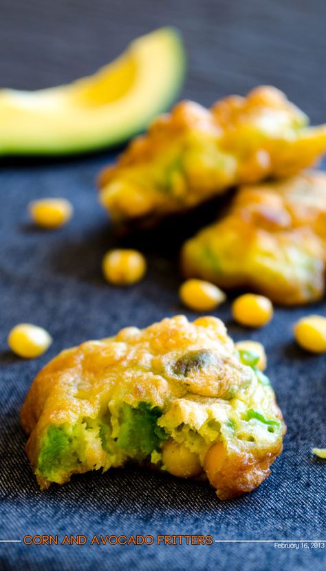 Super tasty fritters loaded with avocado and corn. Great to meet the green and yellow pieces when you bite! These are gluten-free too! Avocado Fritters, Corn Appetizers, Corn Fritter Recipes, Fritter Recipes, James Beard, Buffalo Wings, Avocado Recipes, Common Ground, Recipe Board