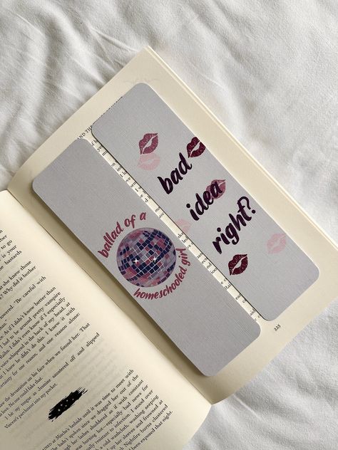 Olivia Rodrigo Gift Ideas, Olivia Rodrigo Gifts, Olivia Rodrigo Bookmark, Book Mark Ideas, Love Bookmarks, Bookmarks Ideas, Handmade Bookmarks Diy, Olivia Rodrigo Guts, Creative Bookmarks