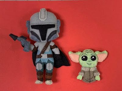 Star Wars Felt Ornaments, Mandalorian Crafts, Starwars Christmas, Star Wars Christmas Ornaments, Star Wars Crochet, Cross Stitch Floss, Felt Crafts Patterns, Felt Creations, Felt Ideas