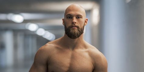 Reverse Curls, Bald Men Style, Bald With Beard, Going Bald, Side Lunges, Male Pattern Baldness, Bald Hair, Shoulder Injuries, Split Squat