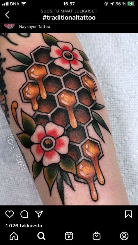 Honeycomb And Flowers Tattoo, Tattoo Designs With Meaning, Designs With Meaning, Honeycomb Tattoo, Meaning Art, Left Arm Tattoos, Traditional Tattoo Inspiration, American Traditional Tattoo Ideas, Traditional Tattoo Ideas