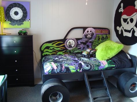 monster truck boys room | Monster Truck (Grave Digger) bed (from Gabriel's Special Spaces Tri ... Digger Bed, Truck Bed Frame, Boys Truck Room, Digger Bedroom, Monster Truck Bedroom, Monster Truck Bed, Monster Truck Room, Truck Bedroom, Jam Room