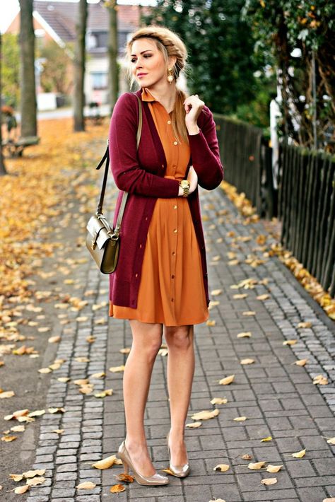 Fall colors Autumn Dress Outfit, Orange Dress Outfits, Trip Fashion, Orange Outfits, Maroon Outfit, Orange Casual Dress, Uk Trip, Perfect Fall Outfit, Burnt Orange Dress