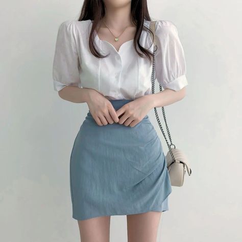 Light Blue Korean Outfit, Blue Korean Outfit, Cutesy Fashion, Blue Korean, Ulzzang Fashion, Fashion Dresses Casual, Fashion Design Clothes, Edgy Outfits, Winter Fashion Outfits