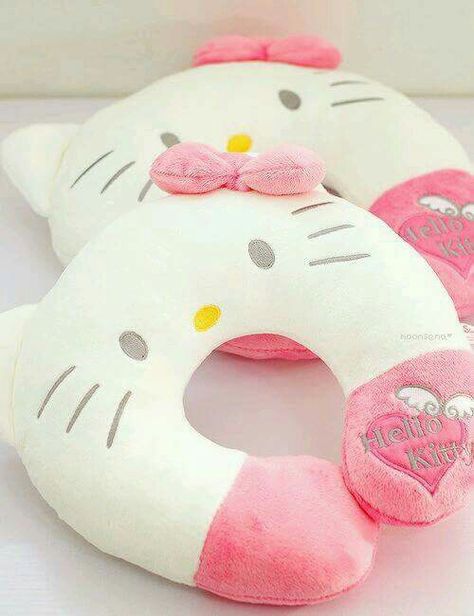 Imagen de hello kitty, cute, and kawaii Charmmy Kitty, Hari Valentine, Hello Kitty Stuff, Kitty Stuff, Hello Kitty Items, Hello Kitty Plush, Hello Kitty Collection, Birthday Gifts For Girlfriend, Support Pillows