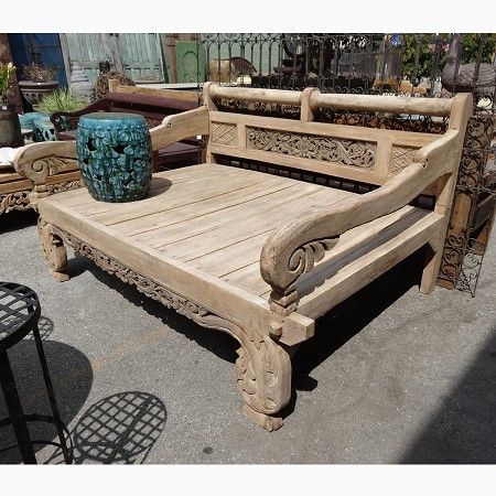 Balinese teak carved daybed.  Custom cushions available in your choice of indoor or outdoor fabric. Daybed Full Size, Muebles Shabby Chic, Full Size Daybed, Balinese Decor, Teak Patio Furniture, Teak Wood Furniture, Outdoor Daybed, Custom Cushions, Retail Furniture