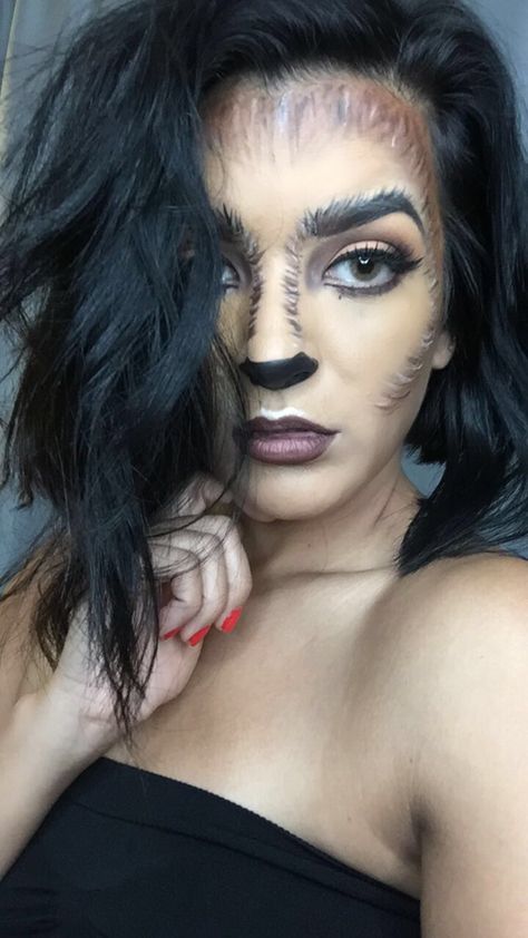 Female Wolf Makeup, Female Wolf Costume, Werewolf Costume Female, Wolf Makeup Women, She Wolf Costume, Wolf Halloween Makeup, Werewolf Makeup, Wolf Makeup, Makeup Clown