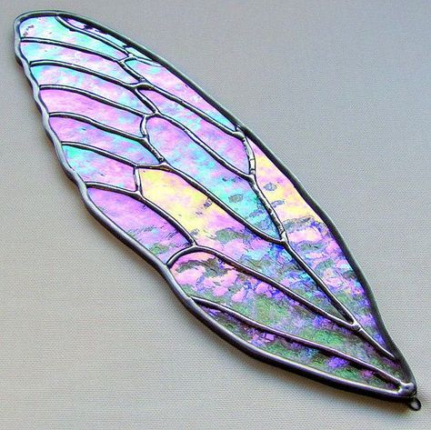 Butterfly Stained Glass, Bee Hummingbird, Insect Wings, Tattoo Butterfly, Dragon Flies, Mosaic Stained, Wine Glass Art, Stained Glass Butterfly, A Wing