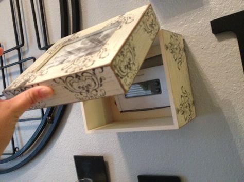 Use a decorative jewelry box to cover up your thermostat! Diy Thermostat Cover, Thermostat Frame, Hide Thermostat, Cover Thermostat, Fake Books, Thermostat Cover, Hiding Ugly, Electric Box, The Perfect Kitchen