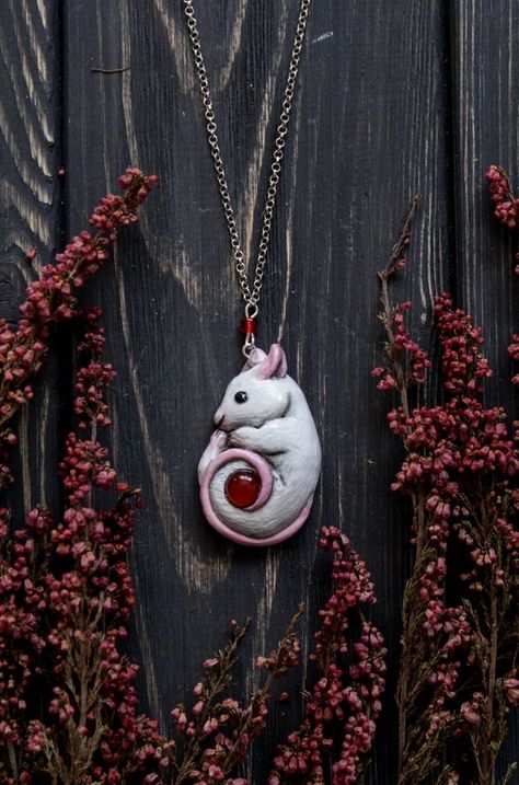 Mouse Jewelry, White Rat, Polymer Clay Owl, Mouse Necklace, Raven Necklace, White Mouse, Clay Hand, Kawaii Jewelry, Polymer Crafts