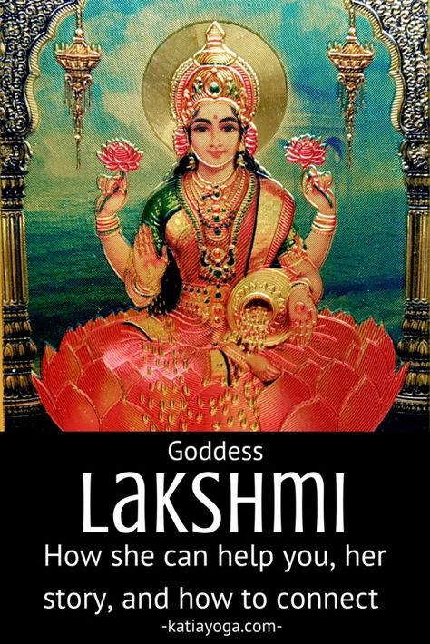 Spiritual Learning, Lakshmi Goddess, Pookalam Design, Vishuddha Chakra, Divine Feminine Goddess, Kali Maa, Arte Yoga, Lakshmi Devi, Yoga Studio Design