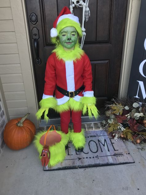 Easy Grinch Costume, Grinch Outfit Kids, Grinch Costume For Kids Diy, Grinch Party Costume, Diy Grinch Costume, Kids Grinch Costume, Grinch Outfit, Dude Outfits, Grinch Costume